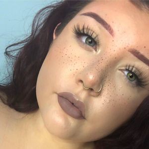 Meet your Posher, Delaney